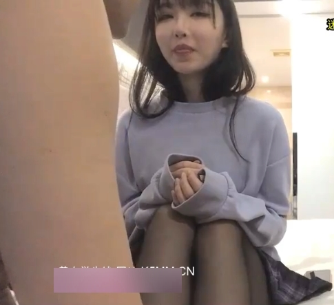 极品清纯妹子李寻欢,袖珍视频资源,JK黑丝网约,让你心动不已!