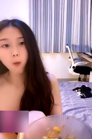 精选清纯美少女爱的小公主，献身爱情的勇气与美丽