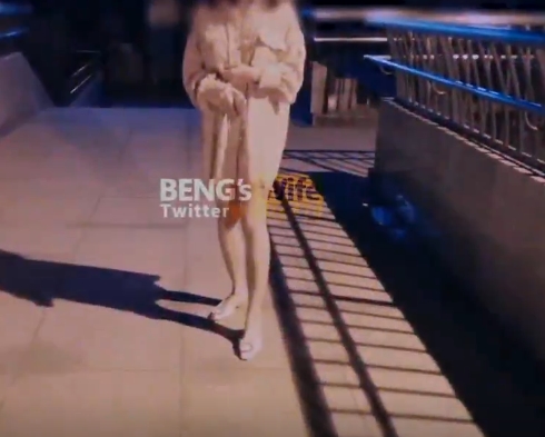 《网红阿崩娇妻指导真实情侣档：超级人气稀缺VIP作品完整合集》