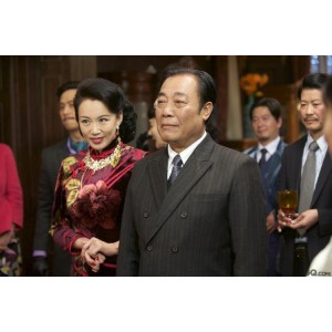 《1984年除夕夜：U盘》——徐志强执导，肖雨雨、杨珑、唐爱国、白云领衔主演的1080PWEB-DLx264AAC-SeeHD.mp4格式的喜剧电影。
