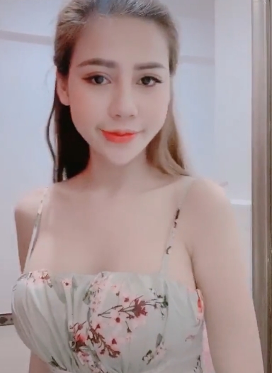 抖音女神若隐若现：颜值爆表、身材丰腴的作品合集