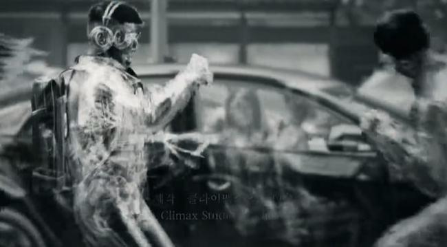 《2021年：地狱公使的恐怖奇幻之旅》