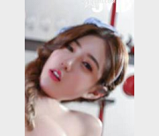 国产女神璃奈酱,堪称顶级绝美,还被誉为“新晋逆天极品”。