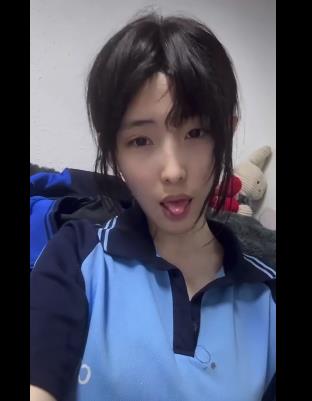 轻微争议。但无论如何，张人的努力和才华都是不可否认的，相信她未来会有更加精彩的表现。如果你也是张人的粉丝，那就赶紧关注她的直播吧，不要错过她精彩的内容！[18V549M]