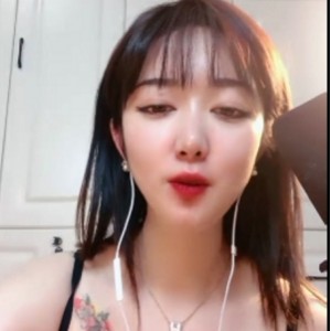 萌奶大美：悄悄话声优，收藏解压，治愈心灵