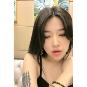 艺术小雅：大罩杯美腿主播，直播视频大小惊人达10.2G！