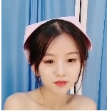 美女小护士米拉与医生办公室打扑克，电话打断游戏