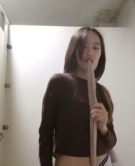 厕所战神雪儿粉：15.6G合集，收藏珍藏，不容错过！