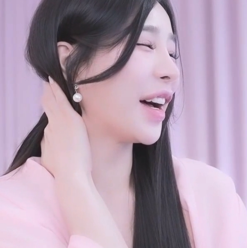 高恩珠逗趣热舞视频：112v20g，百度ED2K收藏