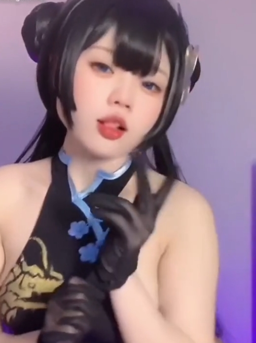 肉肉福利姬Cosplay系列合集：小瑶、幺幺抖音风，94V+1G视频，百度盘下载