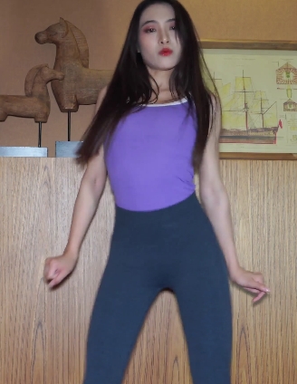 舞出精彩：文文24的8V舞蹈视频1.3G，百度盘收藏