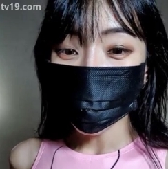 《G奶腹肌女神：转载搬运合集，50v47G百度盘等你发现》