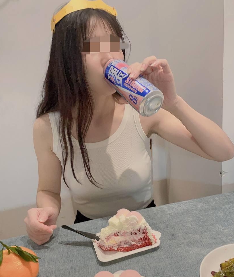 小水熙海角租房指导视频合集，展示野外互动，训练房东成小狗，总时长18分钟，4.8G大小