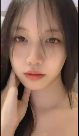 某传媒女神苏畅作品合集：年轻女演员身材火辣，眼睛如月牙，高个子大长腿惹人爱