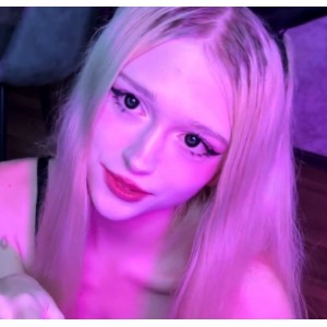 YourLittleMai的视频珍藏：15个视频3.8GB，博主分享生活点滴