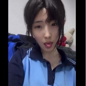 抖音网红18V-549M：颜值身材双绝，粉丝圈疯狂追捧！