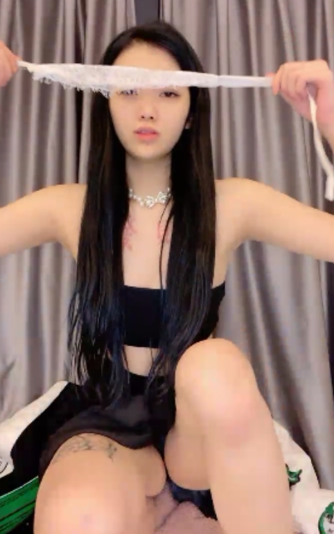 超白超粉超赞半糖诺宝身材家里百度盘-美白粉底液，适合家庭使用