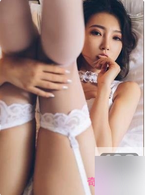 颅内奇妙特殊录音之娇滴滴的喘气的商品标题可以是：-颅内奇妙特殊录音器：娇滴滴的喘气体验-独特录音装置：颅内奇妙音效，娇滴滴的喘气-体验颅内奇妙：特殊录音器，娇滴滴喘气声-娇滴滴的喘气录音器：颅内奇妙特殊音效-颅内奇妙录音装置：体验娇滴滴的喘气声