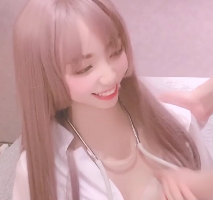 高颜值俏丽性感女护士的雄起治疗