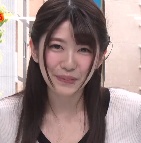 美腿妹子面试AI，围观群众惊叹