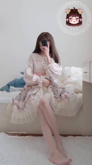 限时特惠仙仙桃Lolita新穿法：twitter黑丝大长腿！