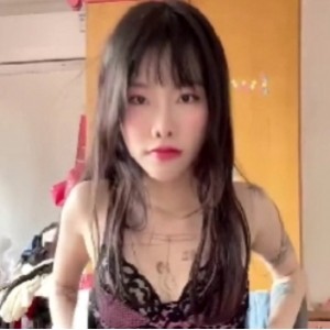 反差婊舞蹈学院小姐姐私拍有尺度展示，155P8V合一