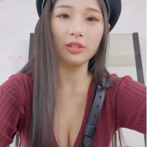JVID：精选美女，高颜值，胸前软肉，146张图片，1个视频，800MB，百度云