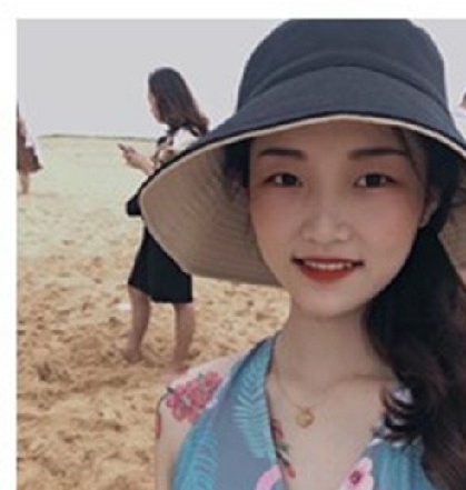 根据提供的内容，可能的商品标题可以是：-江苏大学工商管理系花李晓婕和新男友吃瓜视频展示1V184M-百度云泄密：江苏大学工商管理系花李晓婕和新男友吃瓜视频1V184M-曝光：江苏大学工商管理系花李晓婕和新男友吃瓜视频1V184M-百度云泄露：江苏大学工商管理系花李晓婕和新男友吃瓜视频1V184M