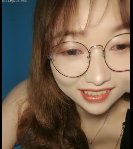 小苏苏妲己女主播互动视频直播作品2.64G