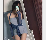 大神自剪抖音风卡点Y妻故事合集:蜜桃止寸视频+文字想象,高质量小姐姐身材颜值PAPA用口摇奈黑丝资源32V25G精品。