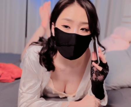 《糖心淑怡心机闺蜜上位计划：周姐带你1V1.3G嘴上功夫技术，bao鱼片瞬间让你欲罢不能》