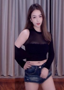 斗鱼热门女主播：萌七、小a懿、考拉、朴雨彬、不知火，颜值+身材+作品，让你感受暖风的魅力