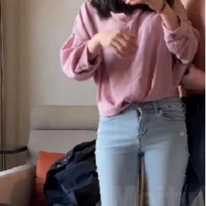 24岁护士妻子被大佬搭讪，比老公的棒子大！体验{{关键词20}}的力量