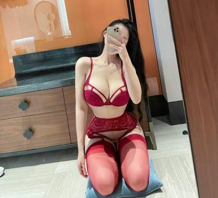 网红左公子微博资源观看百度热榜网红左公子微博资源，99元VIP获取黑料高清蜜桃臀视频，1.3G19V精彩资源！