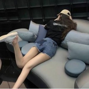 Kotc精选A4腰粉嫩女神，穿越时空的美丽，给你不一样的精彩视觉体验