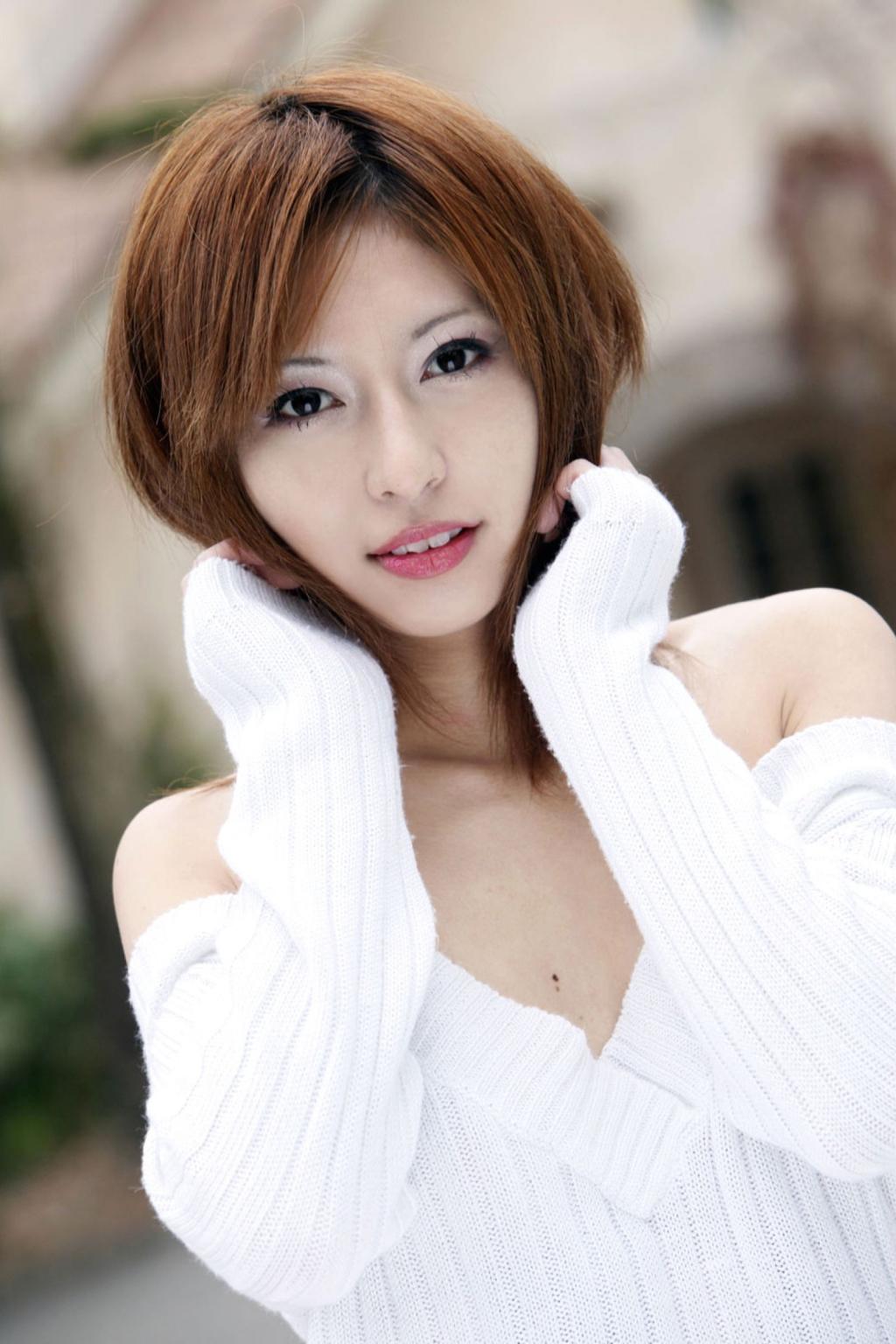 JVID出品：一字马游戏，双人受苦有多深！东京知名制片厂，本土美少女，原装原味，1集1.14G，乐趣无穷！