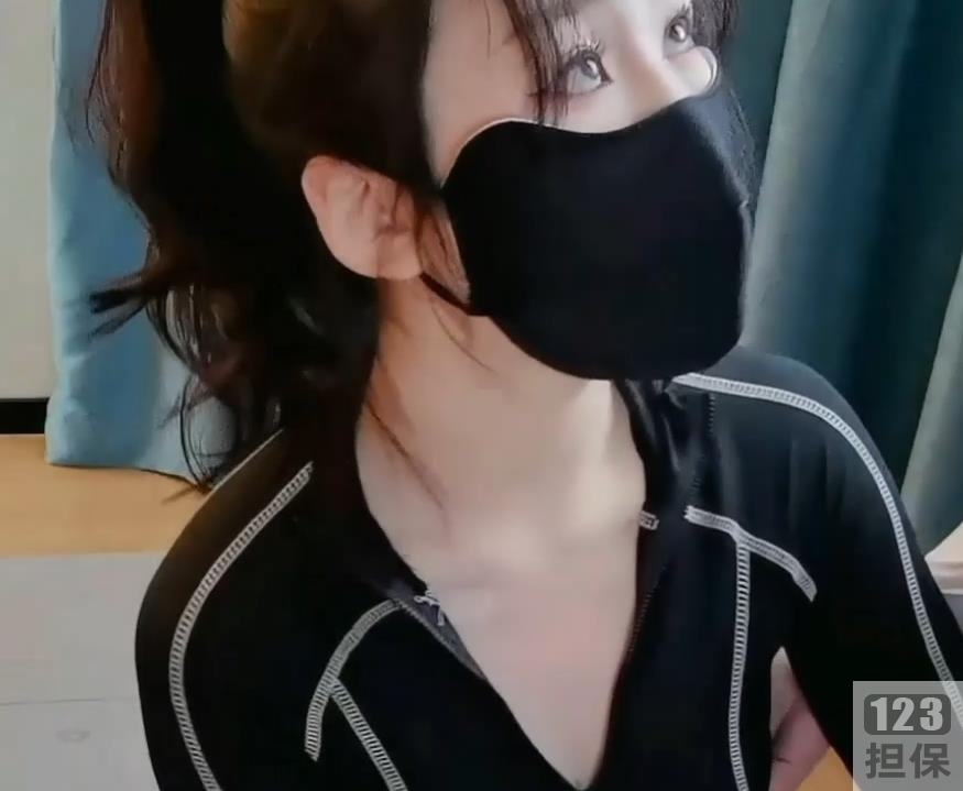 糖心传媒新收罗：170cm大长腿车模女神淑怡，白皮肤、纤细苗条的身材，梦中情人般让人心动！