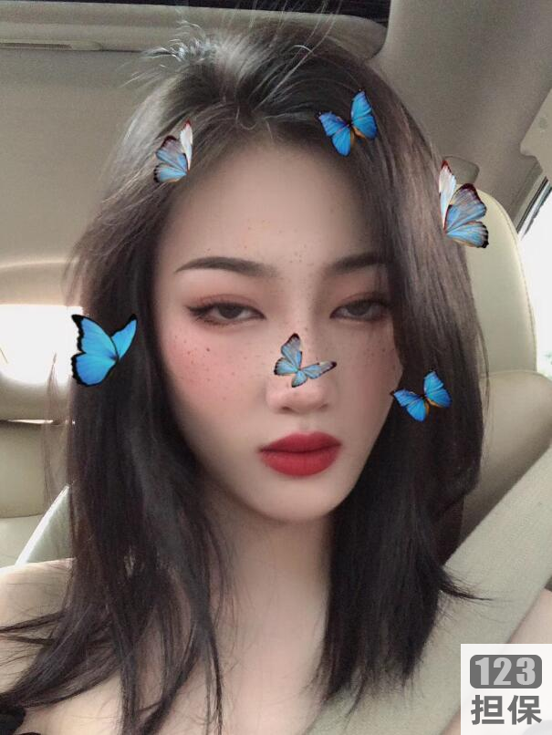 最新某推女神董柒柒视频全集！