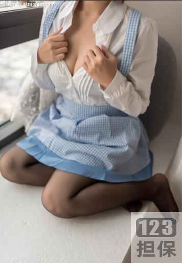 最新性感尤物软软酱M无修全真绝版合集