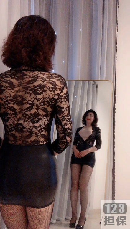 快手网红三部曲:农村包围城市,农村包围县城,县城包围城市。