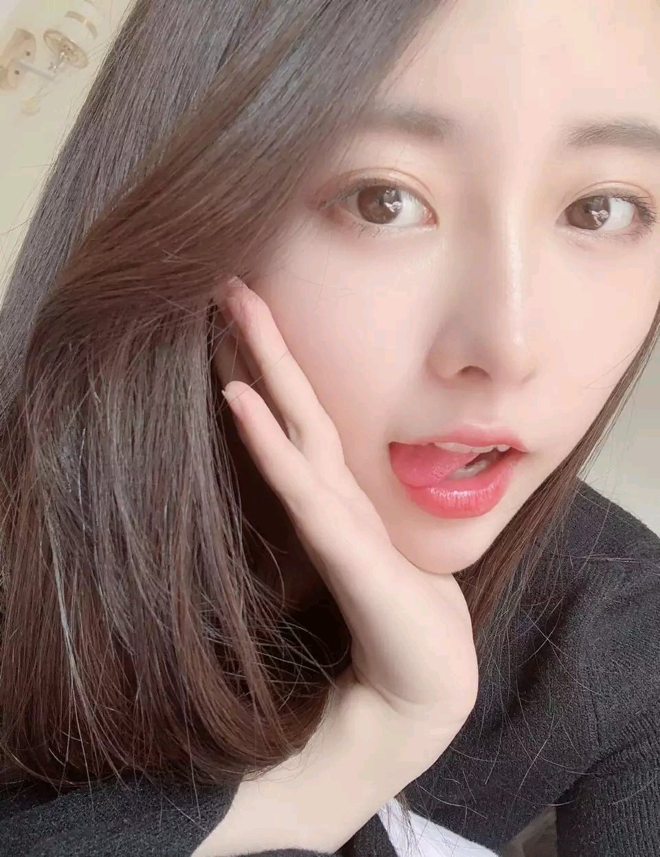 今天,我们终于凑齐了这个:社酱套大合集。