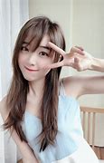 某推上有名女主播,她叫天晴。