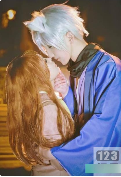 樱落酱合集：微博女主播的清纯与成熟校园风格视频