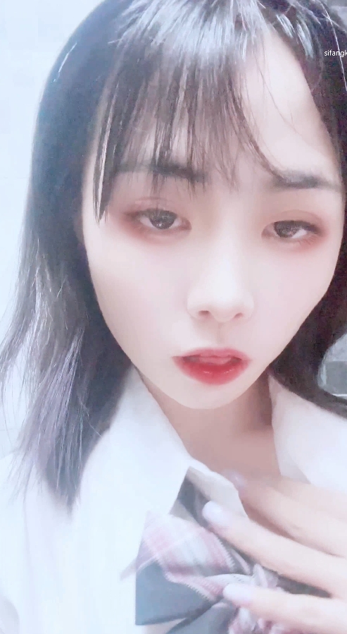 爆机少女喵小吉：196.5g资源合集，草莓味奈奈兔不含，87套ED2K链接