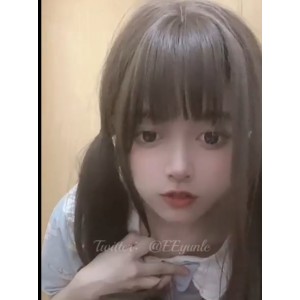 杨清柠美脚足艺视频《水煮鳄鱼》受欢迎，新增10v版本