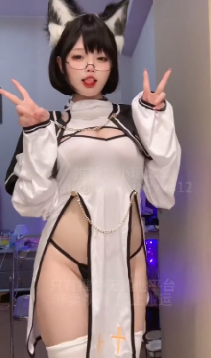 散打哥：反差热舞大合集，露脸cos照片，3.96G视频图片全收录！