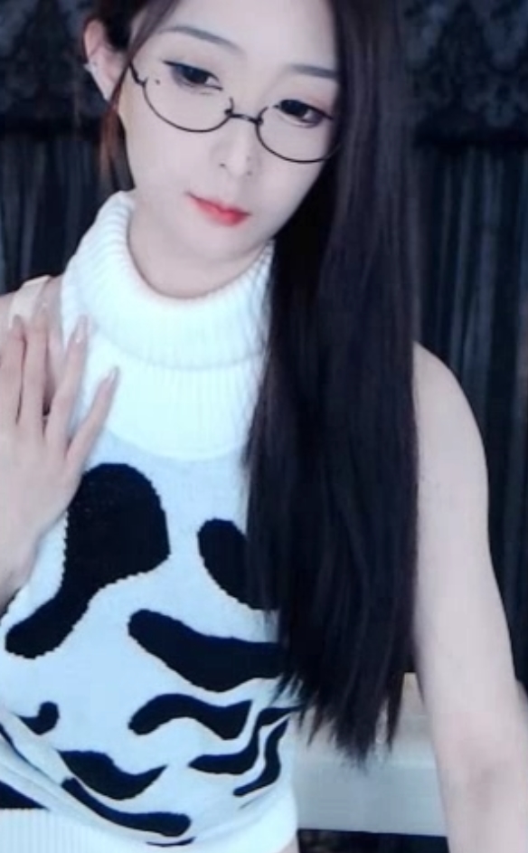 虎牙嘉映小510v4.41g：收藏数量20个，百度热议