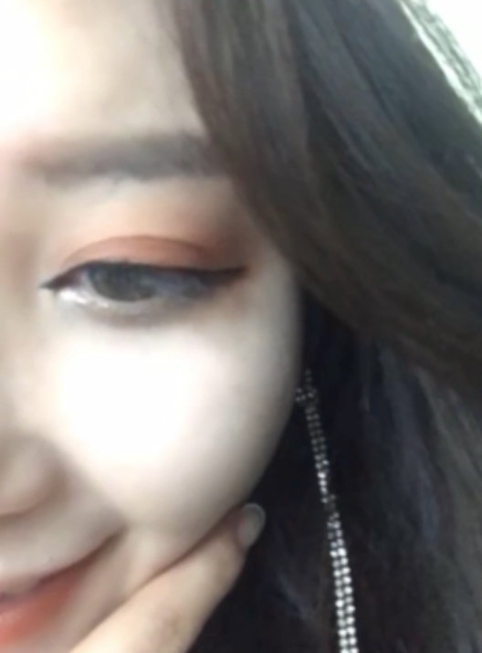 妖Baby福利视频1V2.76G，快手主播一对一尺度大百度盘