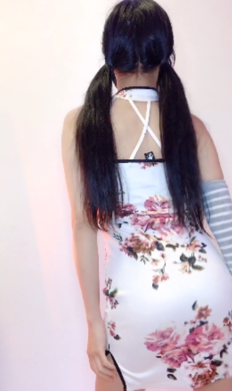 清纯系网红燕儿20万粉，17V视频3.34G，百度盘下载