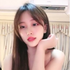 颜值明星徐正曦：脸如明星，表演放飞自我，19v高清画质，18.8g文件大小